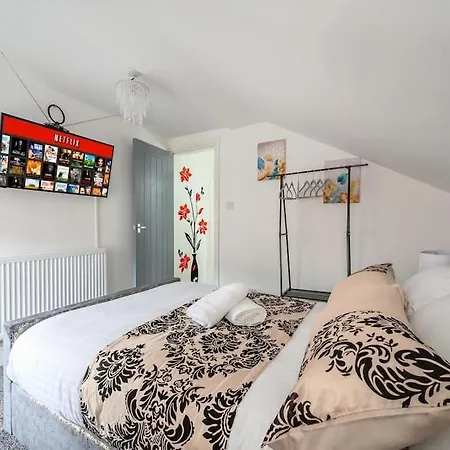 -16pt- For Your Relaxed & Cosy & Free Parking