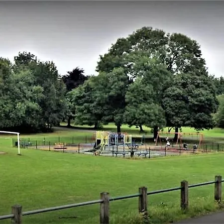 -16pt- For Your Relaxed & Cosy & Free Parking