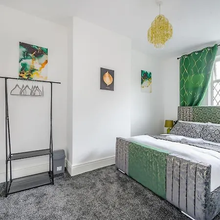 Apartment -16pt- For Your Relaxed & Cosy & Free Parking Leeds (West Yorkshire)
