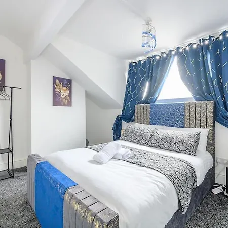 -16pt- For Your Relaxed & Cosy & Free Parking * Leeds (West Yorkshire)