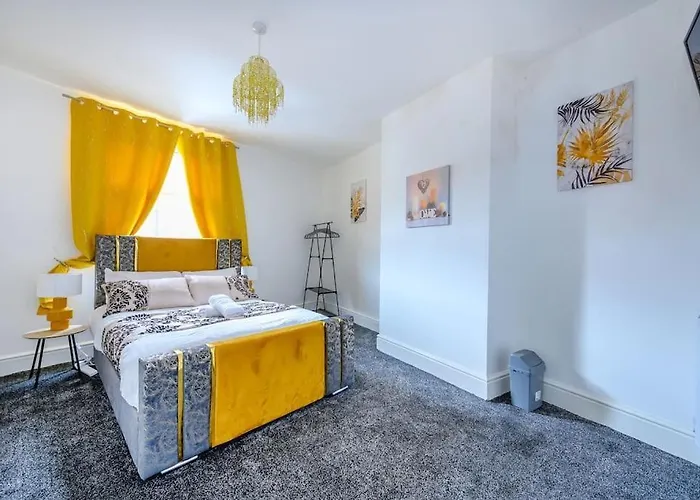 -16pt- For Your Relaxed & Cosy & Free Parking *