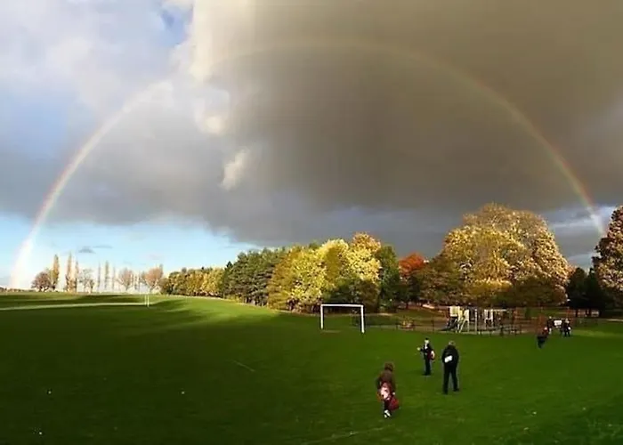 Appartamento -16pt- For Your Relaxed & Cosy & Free Parking Leeds (West Yorkshire)