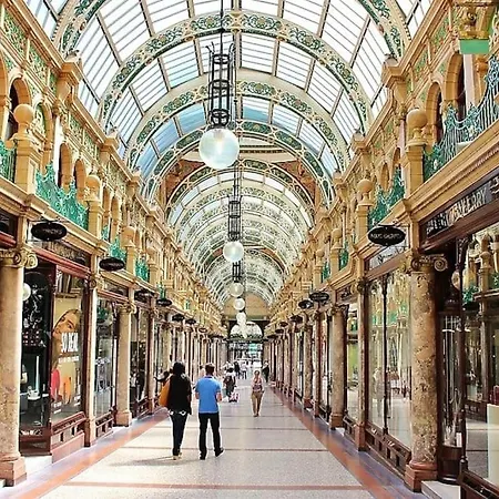 公寓 -16pt- For Your Relaxed & Cosy & Free Parking 利兹