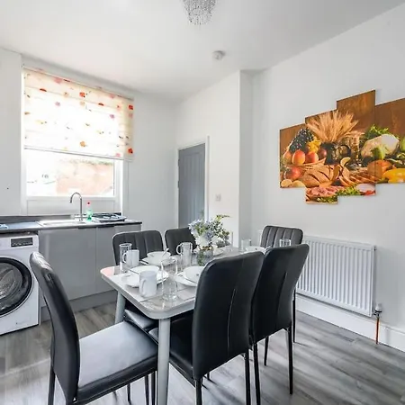 -16pt- For Your Relaxed & Cosy & Free Parking *